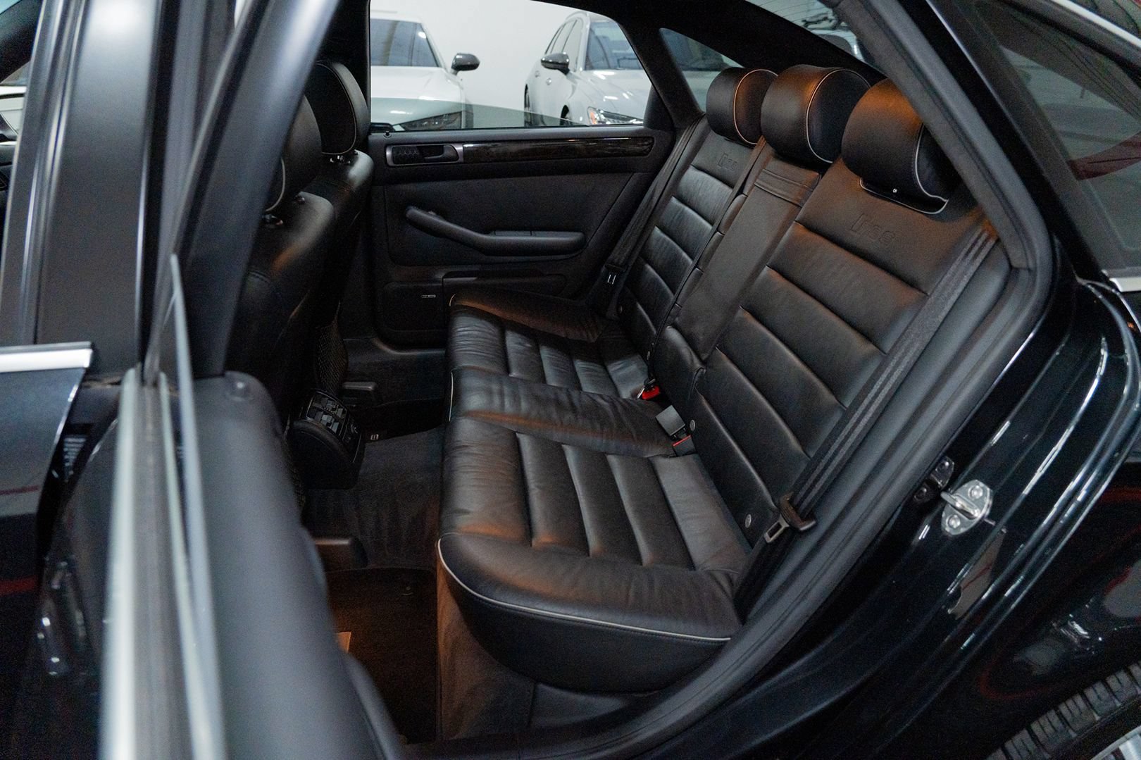 Used 2003 Audi RS 6 AWD/4WD image 27