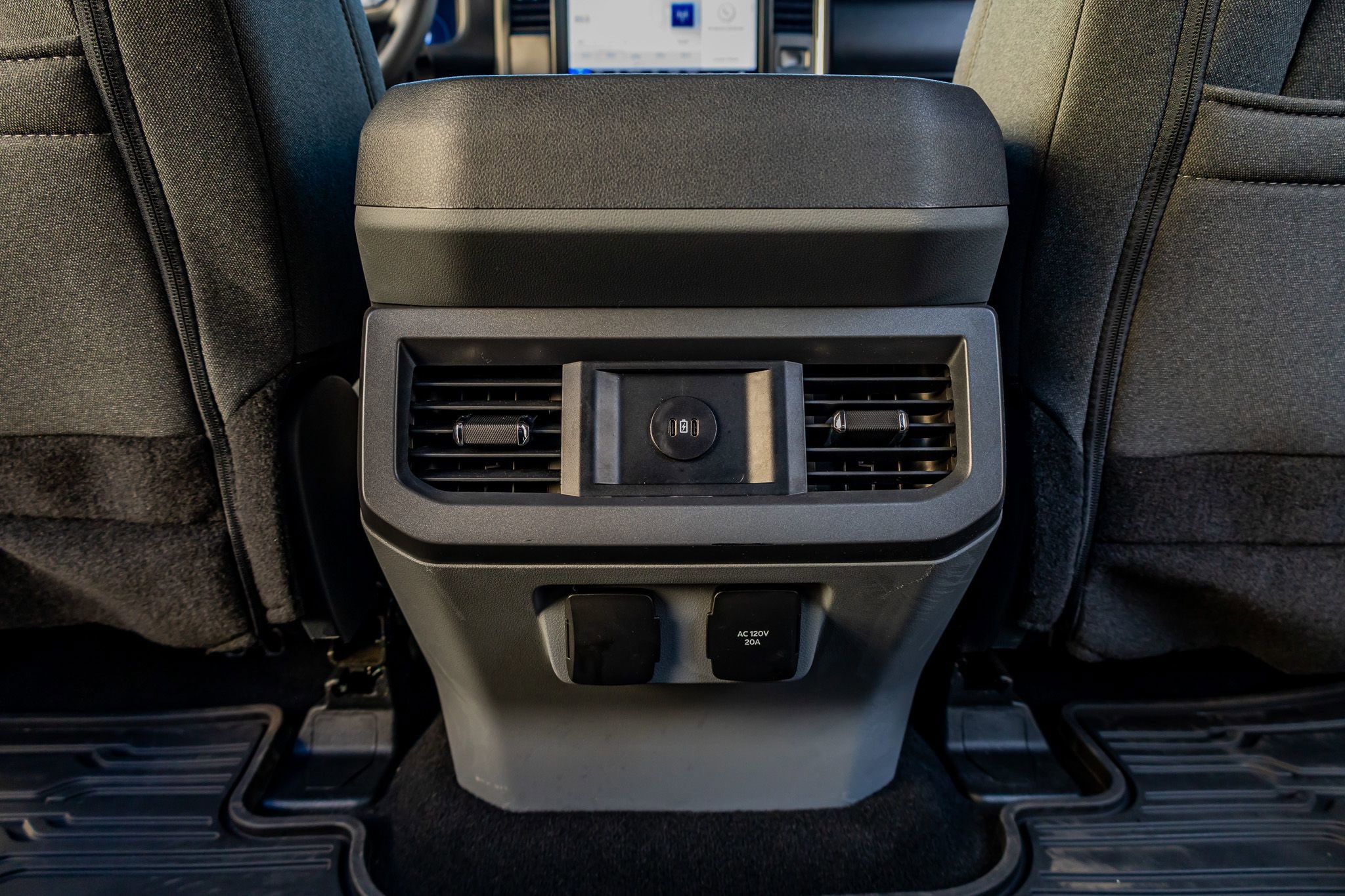 Used 2024 Ford F250 XLT w/ XLT Premium Package image 32