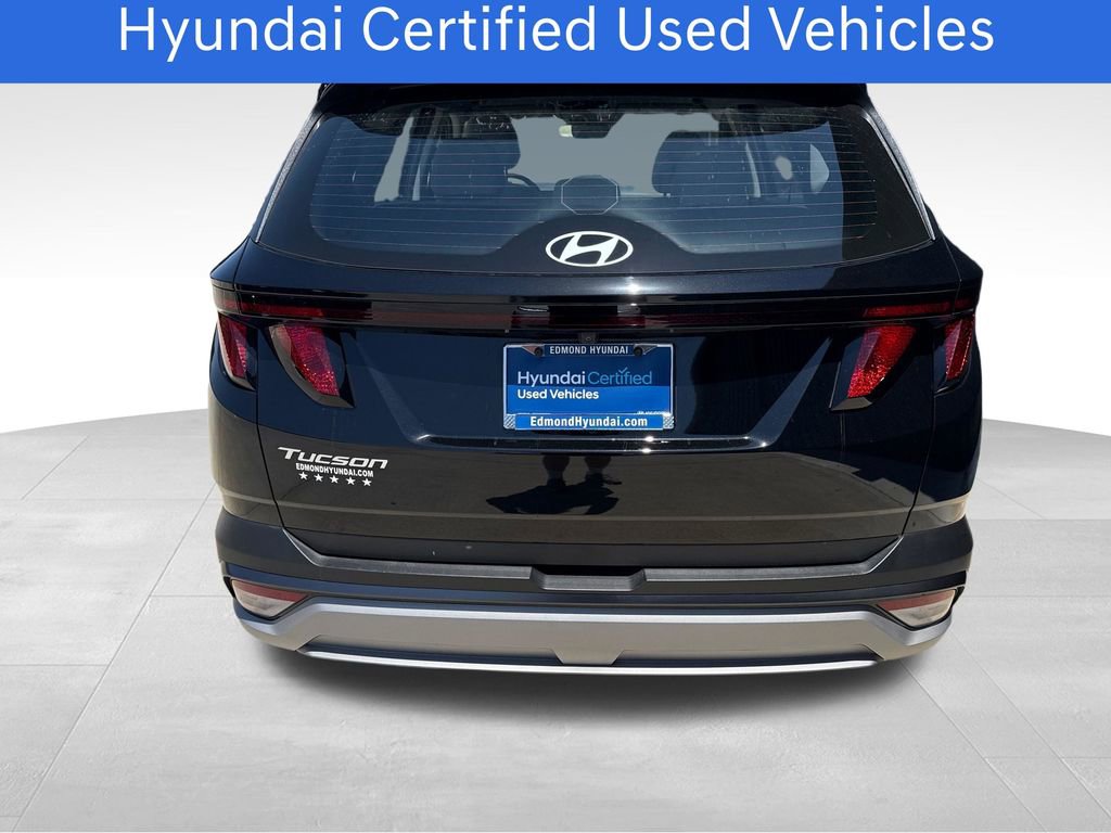 Certified 2025 Hyundai Tucson SE FWD image 4