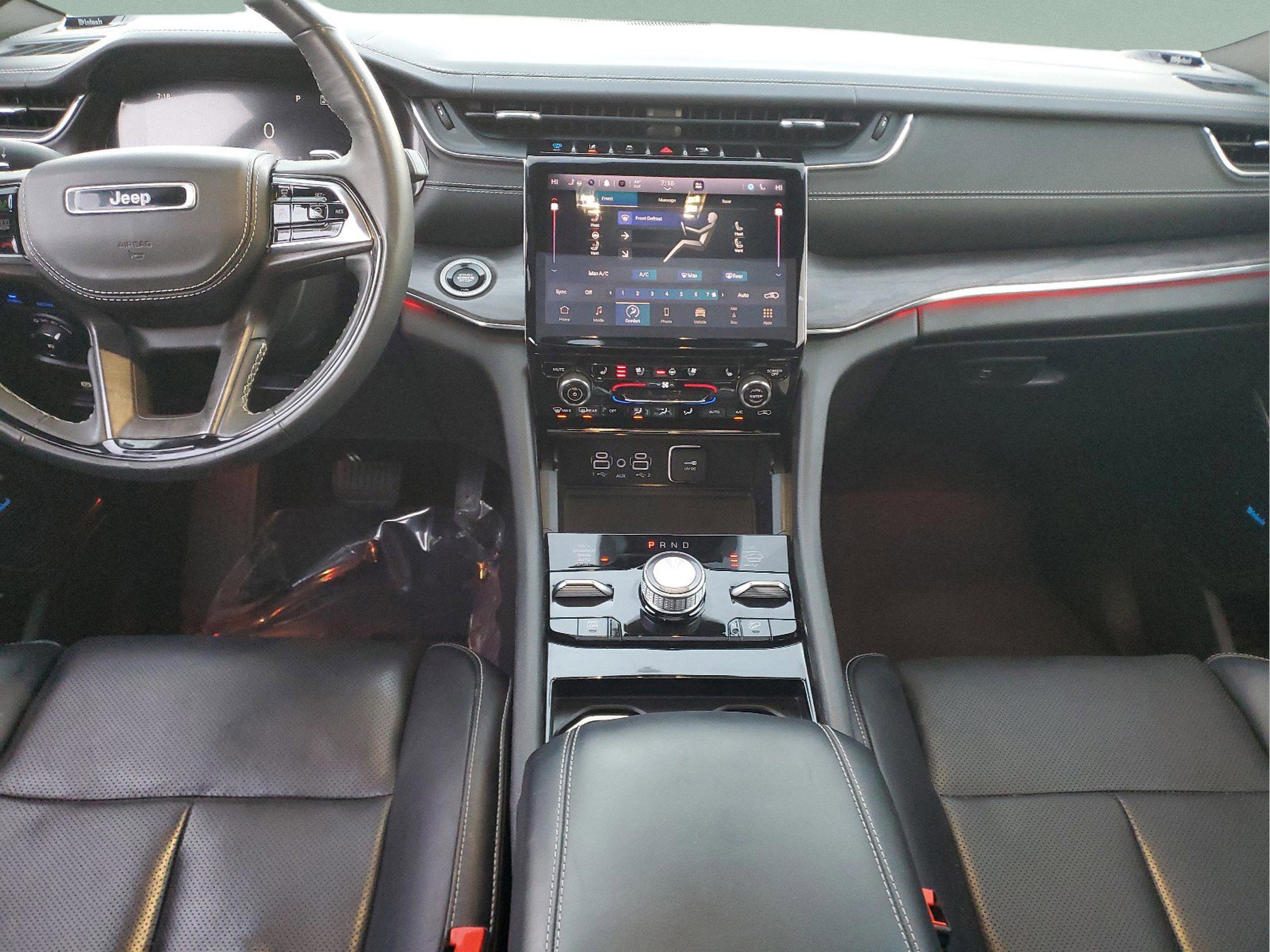 Used 2024 Jeep Grand Cherokee Overland w/ Advanced Protech Group III image 11