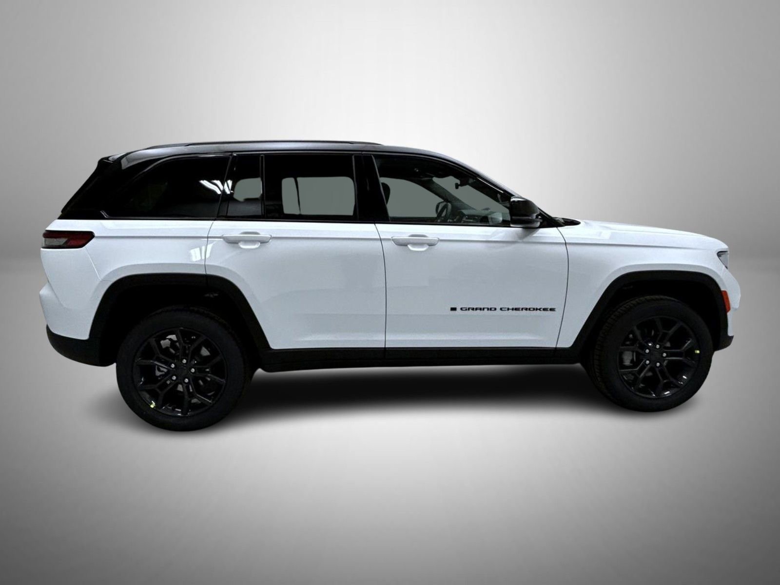 New 2025 Jeep Grand Cherokee Limited image 3