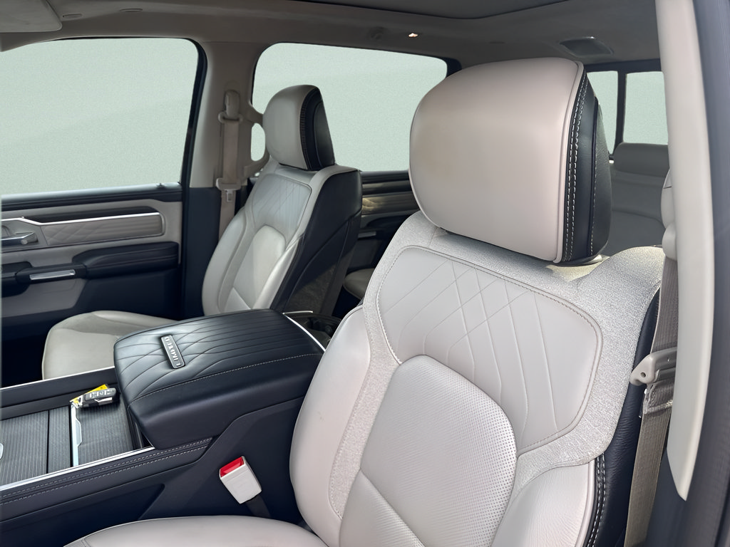 Used 2023 RAM 1500 Limited AWD/4WD image 17
