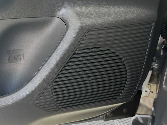 New 2026 Toyota Prius Plug-In Hybrid FWD image 15