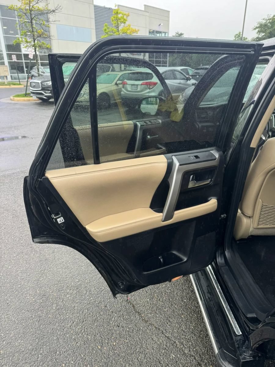 Used 2015 Toyota 4Runner Limited AWD/4WD image 35