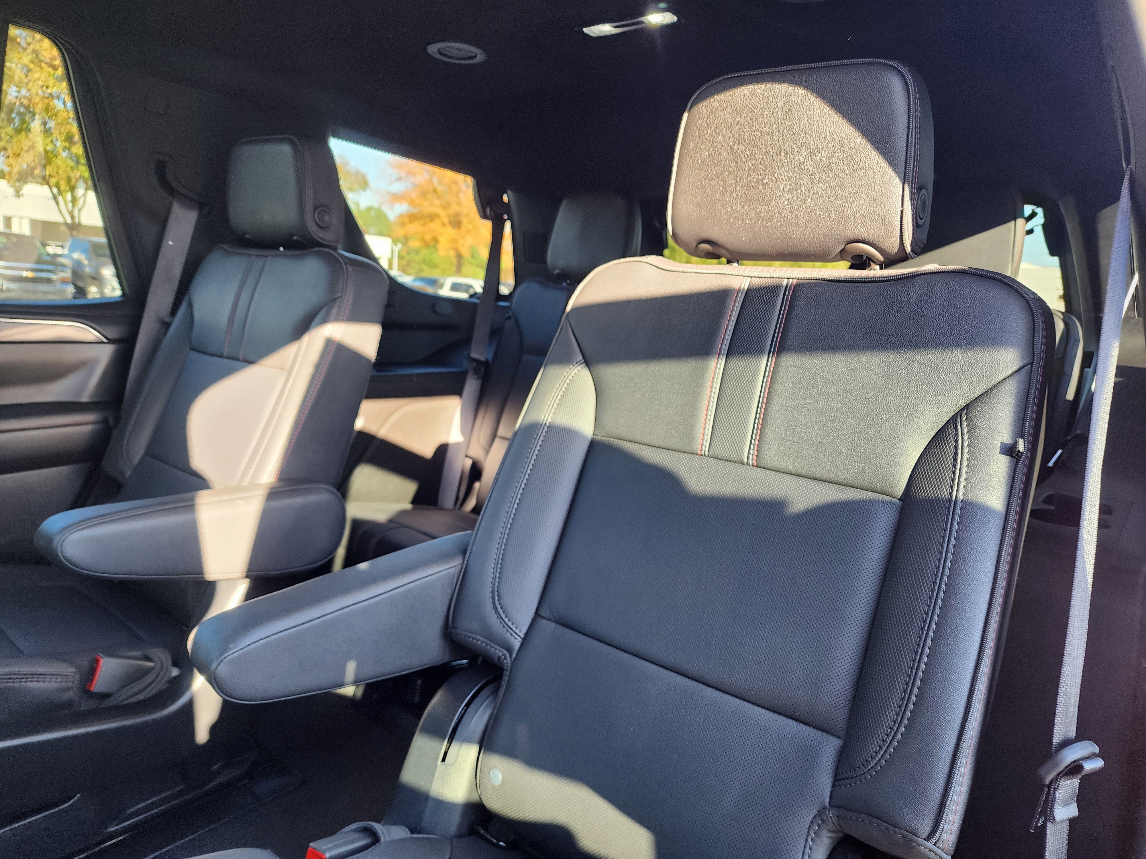 Used 2023 Chevrolet Tahoe RST w/ RST Performance Edition image 13