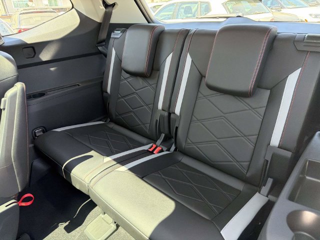 New 2026 Volkswagen Atlas Peak Edition AWD/4WD image 14
