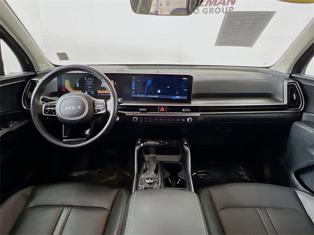 Used 2024 Kia Sorento S image 25