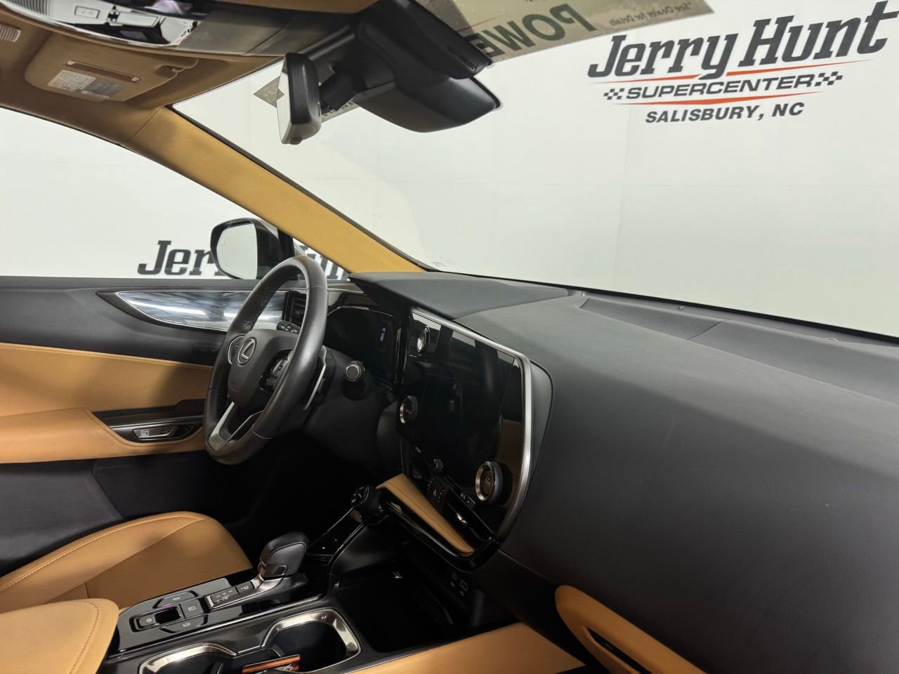 Used 2024 Lexus NX 250 250 Premium image 33