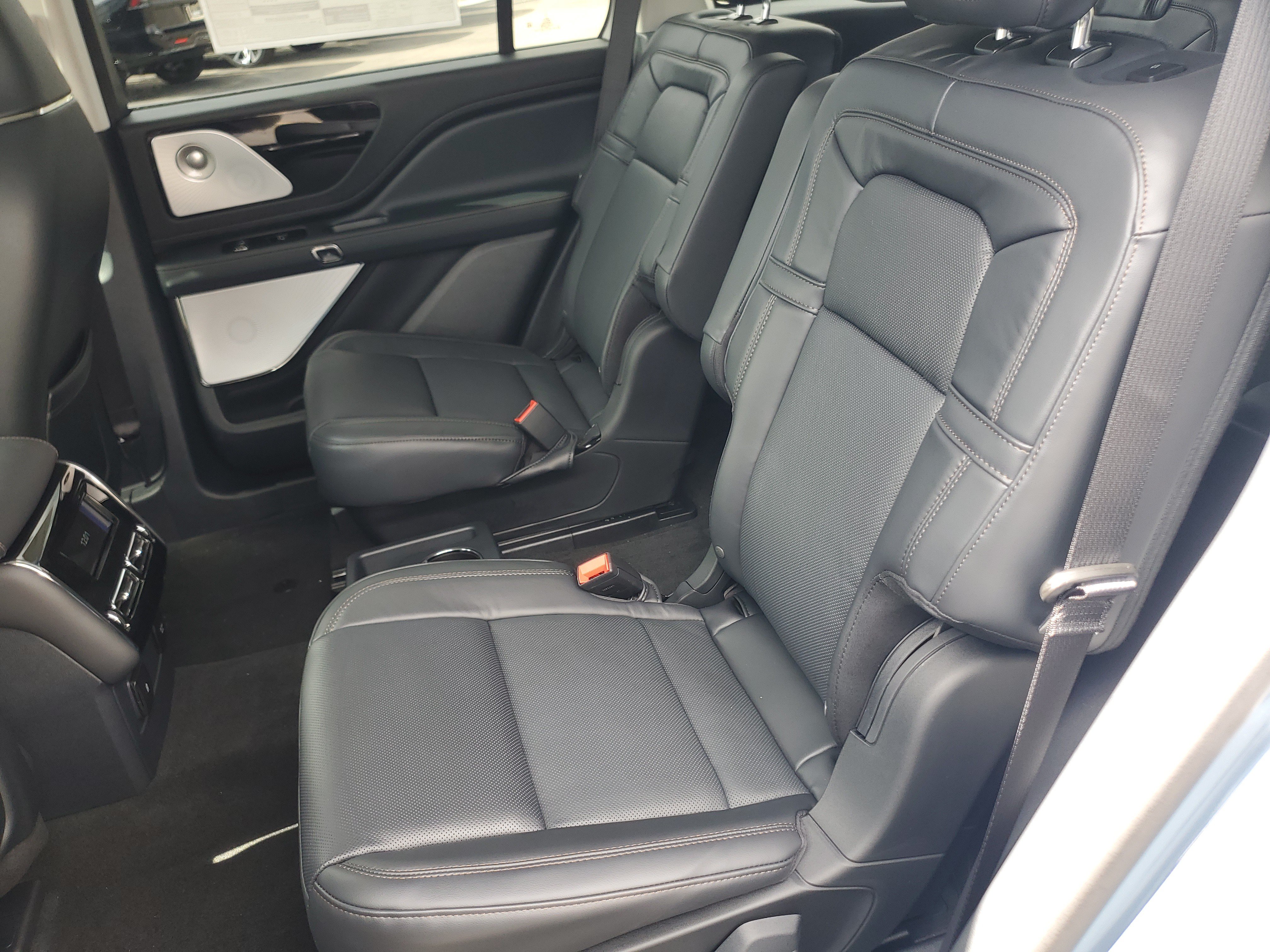 New 2027 Lincoln Aviator Reserve AWD/4WD image 27