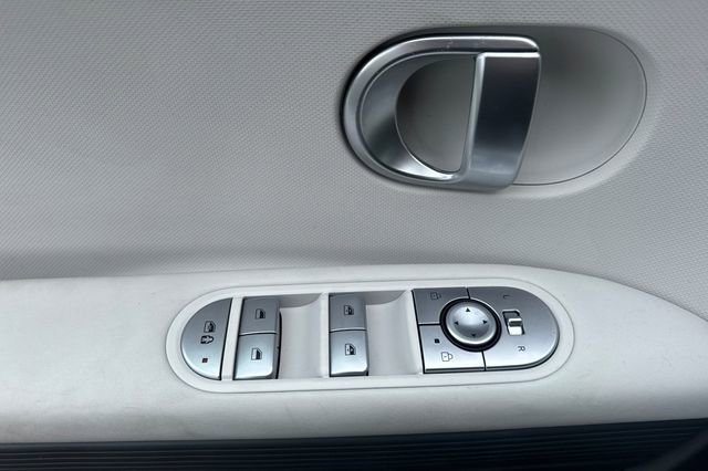 Used 2024 Hyundai Ioniq 5 SEL RWD image 11