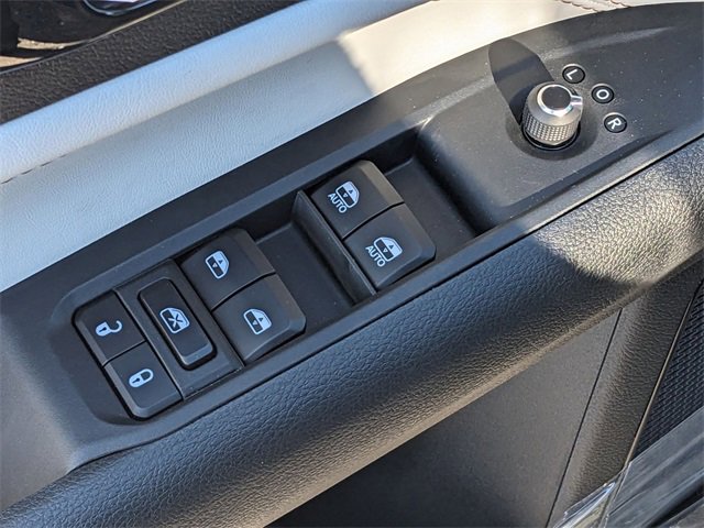 New 2025 Jeep Compass Limited w/ Sun & Sound Group image 21