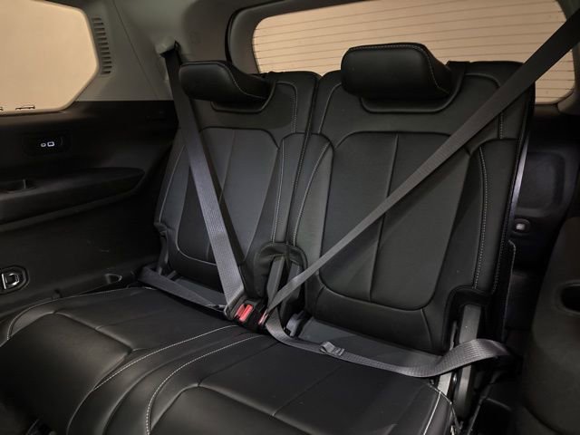 Used 2022 Jeep Grand Cherokee L Limited image 21