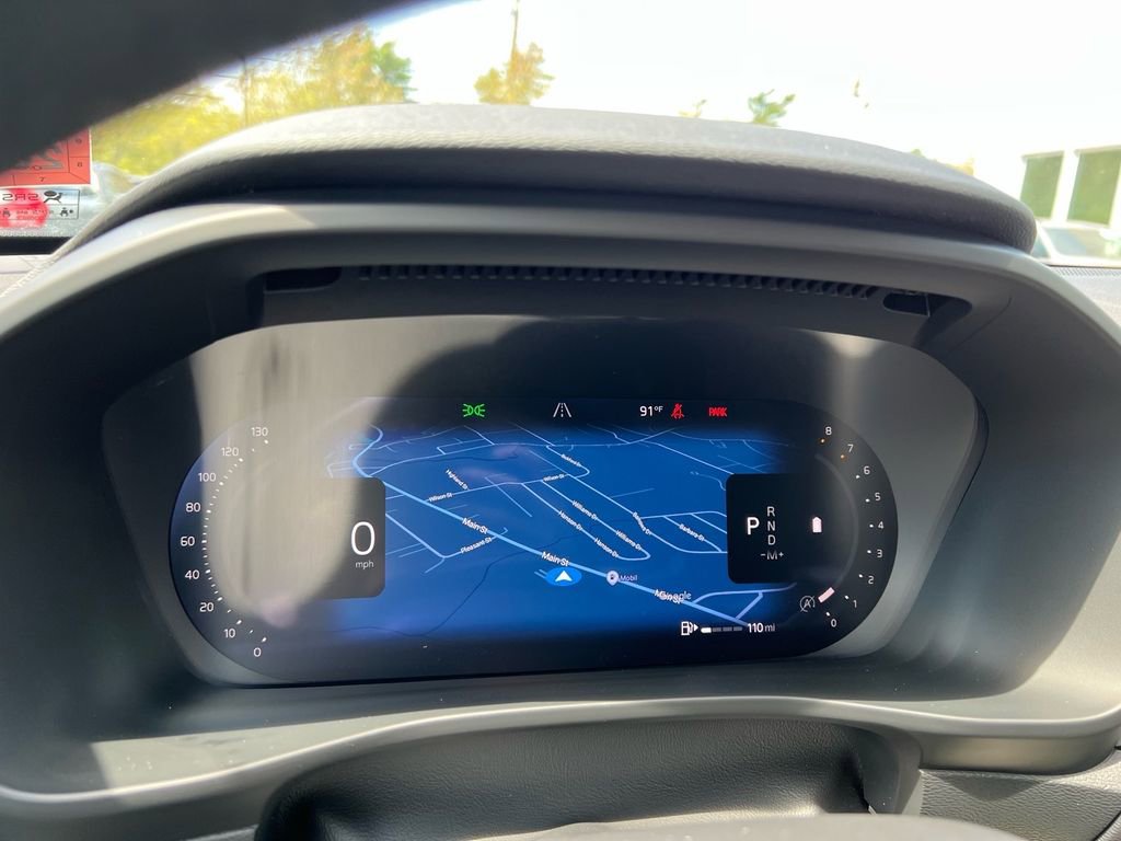 Certified 2025 Volvo XC40 B5 Ultra AWD/4WD image 14