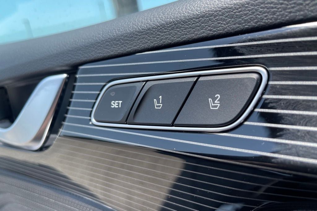 Used 2024 Hyundai Palisade Calligraphy FWD image 6