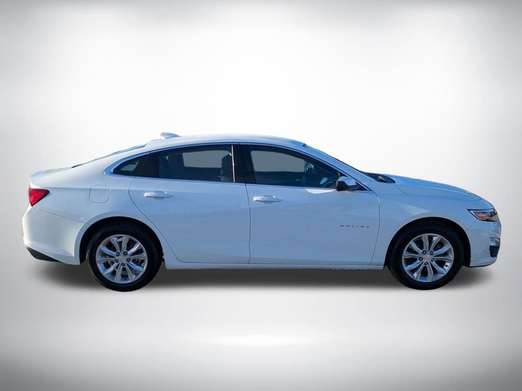 Used 2023 Chevrolet Malibu LT FWD image 2