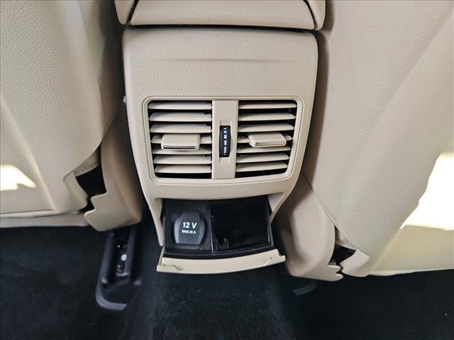 Used 2018 Mercedes-Benz CLA 250 image 16