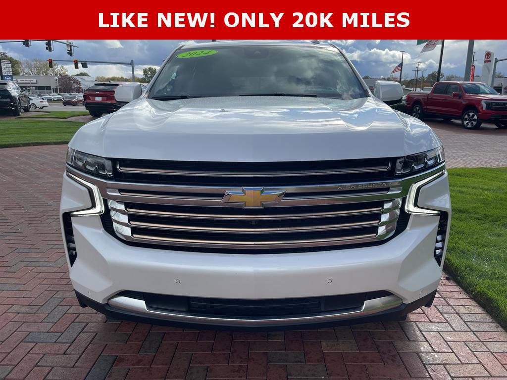 Used 2024 Chevrolet Tahoe High Country w/ Premium Package image 3