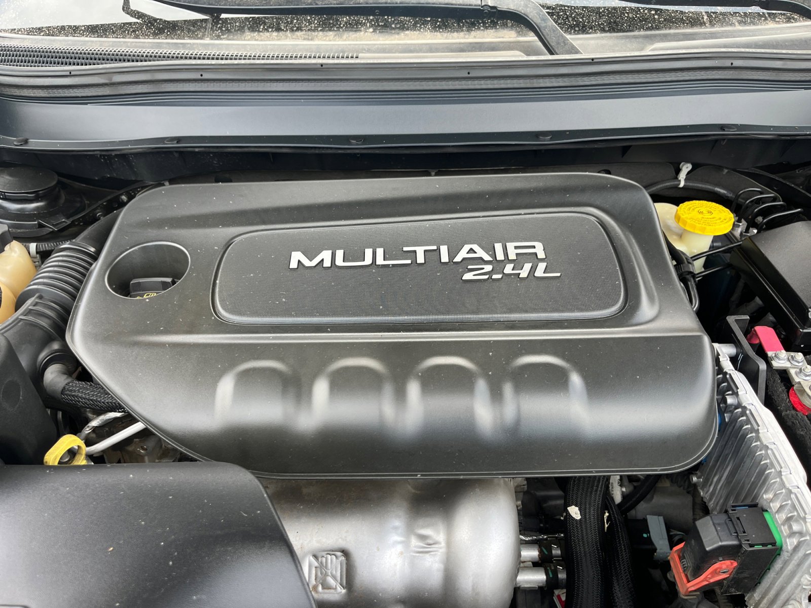 Used 2015 Jeep Cherokee Sport image 22