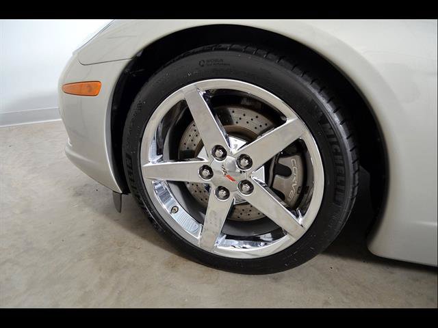 Used 2007 Chevrolet Corvette Convertible w/ Preferred Equipment Group RWD image 10