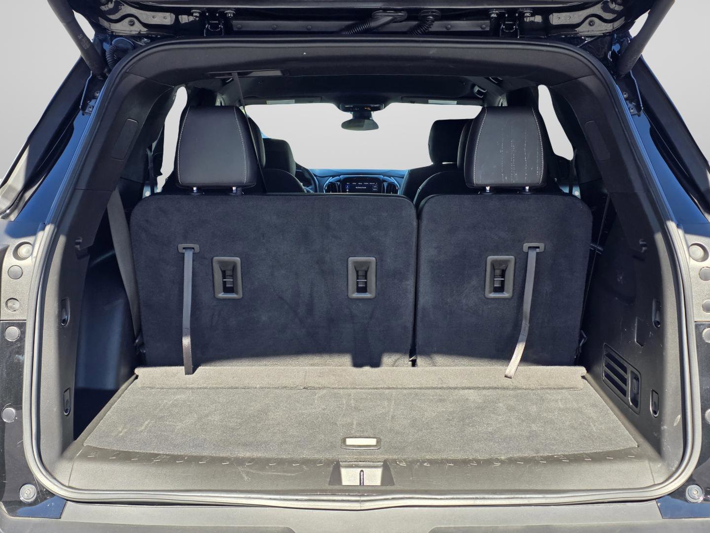 Used 2023 Chevrolet Traverse LT image 15