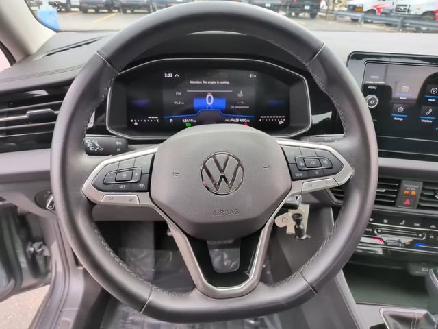 Used 2025 Volkswagen Jetta S image 23