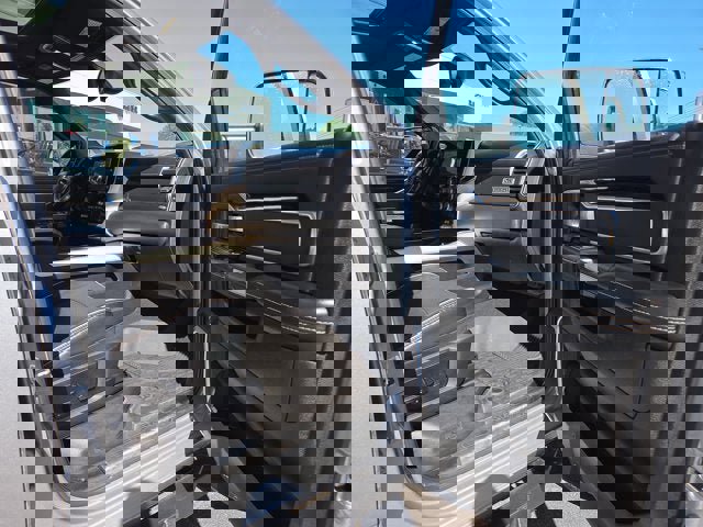 Used 2019 RAM 2500 Laramie image 14