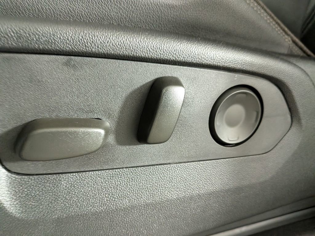 Certified 2024 Chevrolet Tahoe High Country w/ Premium Package image 18