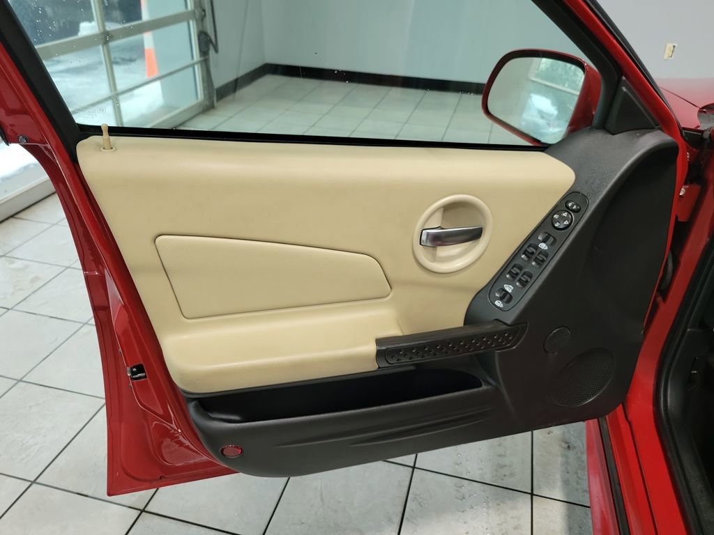 Used 2008 Pontiac Grand Prix image 35