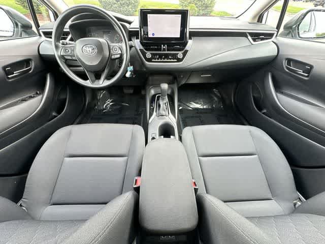 Used 2025 Toyota Corolla LE FWD image 17