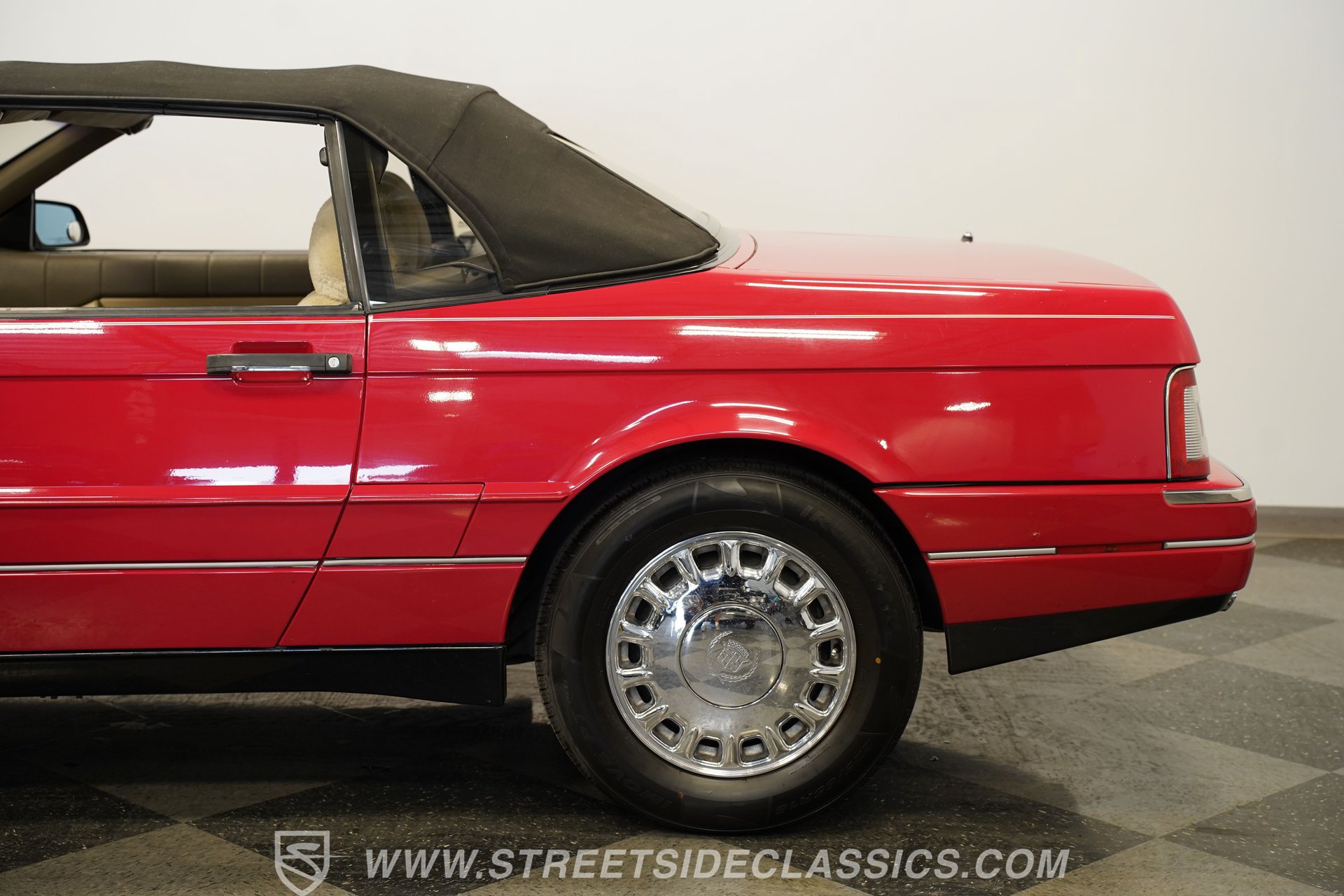 Used 1993 Cadillac Allante FWD image 25