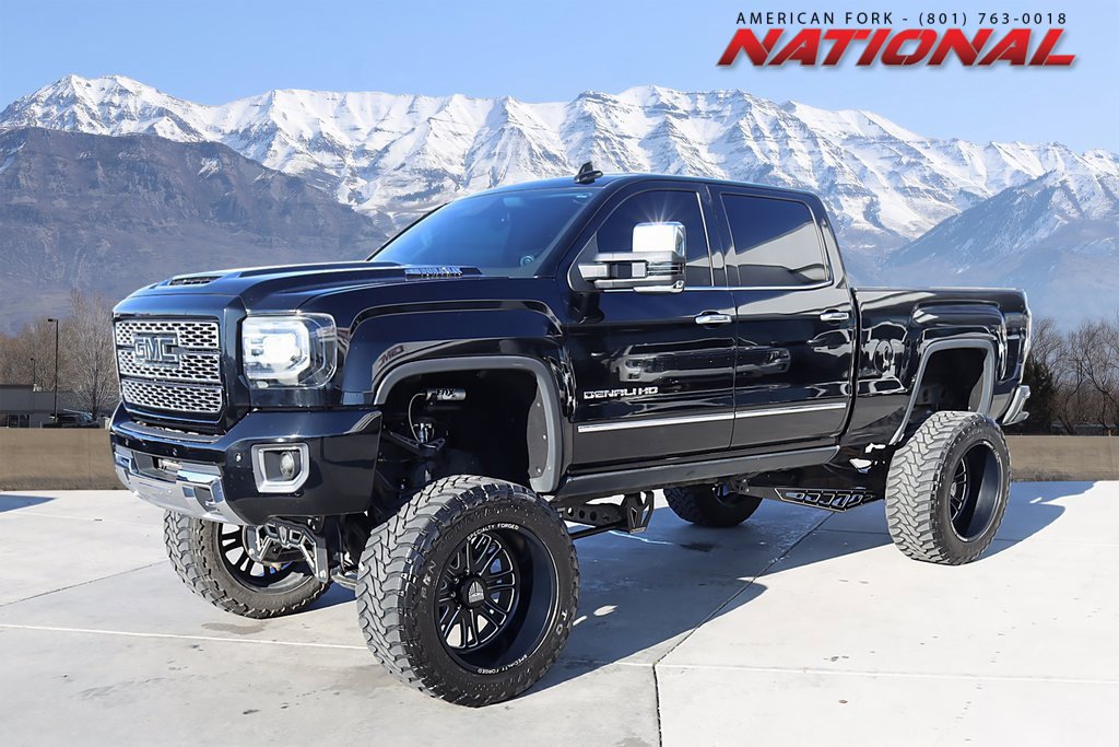 Used 2018 GMC Sierra 2500 Denali w/ Duramax Plus Package