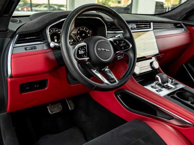 Used 2022 Jaguar F-PACE SVR AWD/4WD image 19