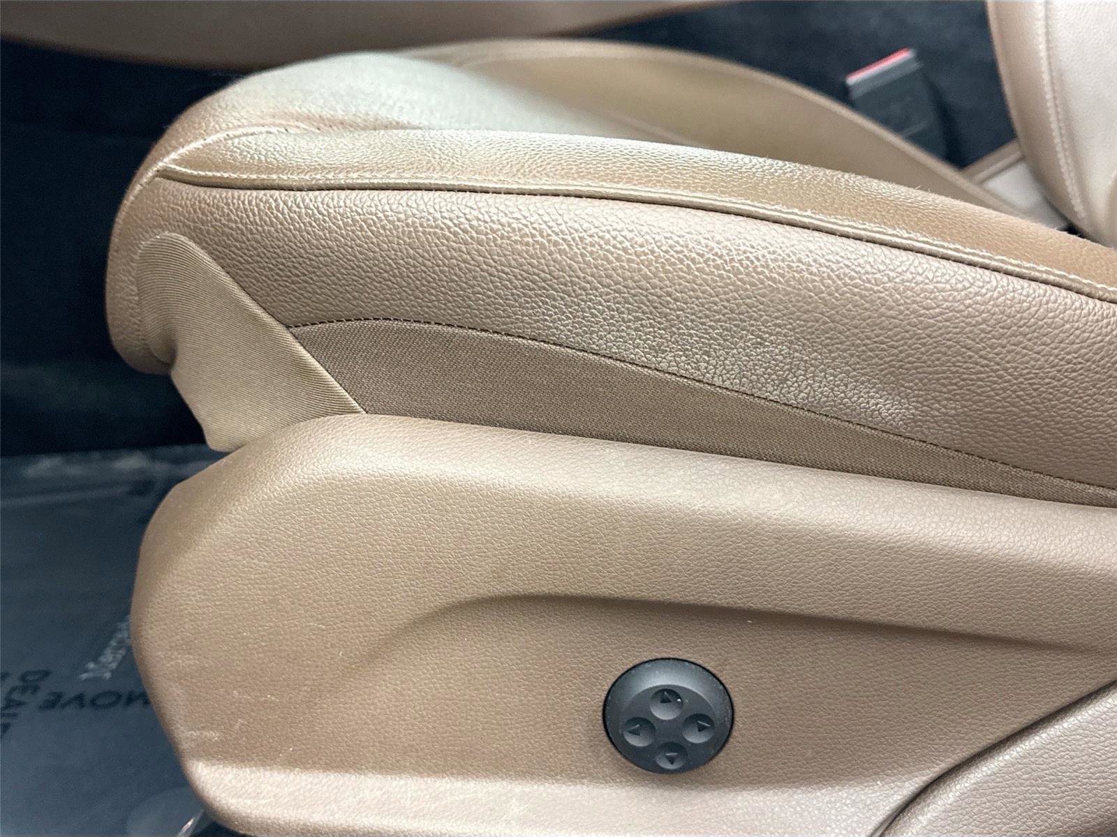 Used 2017 Mercedes-Benz E 300 4MATIC image 34