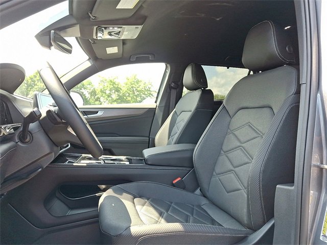 New 2025 Volkswagen Atlas Cross Sport SE image 8