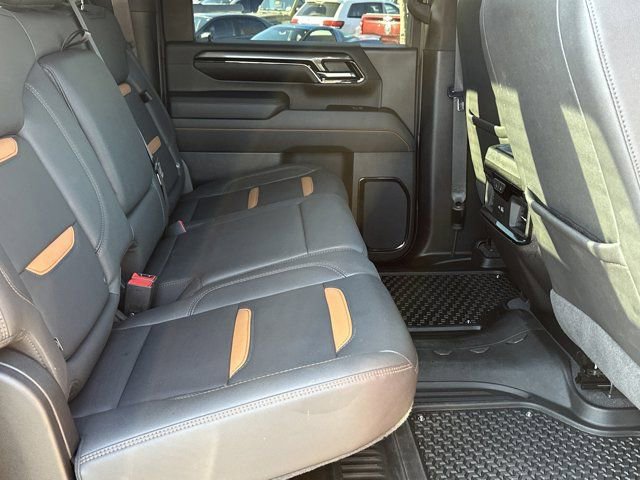 Used 2024 GMC Sierra 2500 AT4 w/ AT4 Premium Plus Package image 19