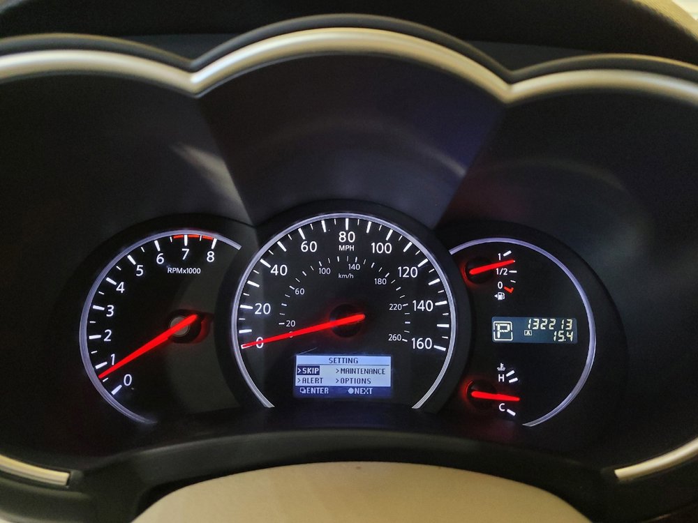 Used 2016 Nissan Quest Platinum image 23