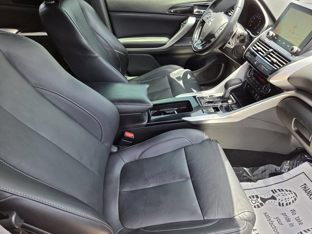 Used 2022 Mitsubishi Eclipse Cross SEL FWD image 31