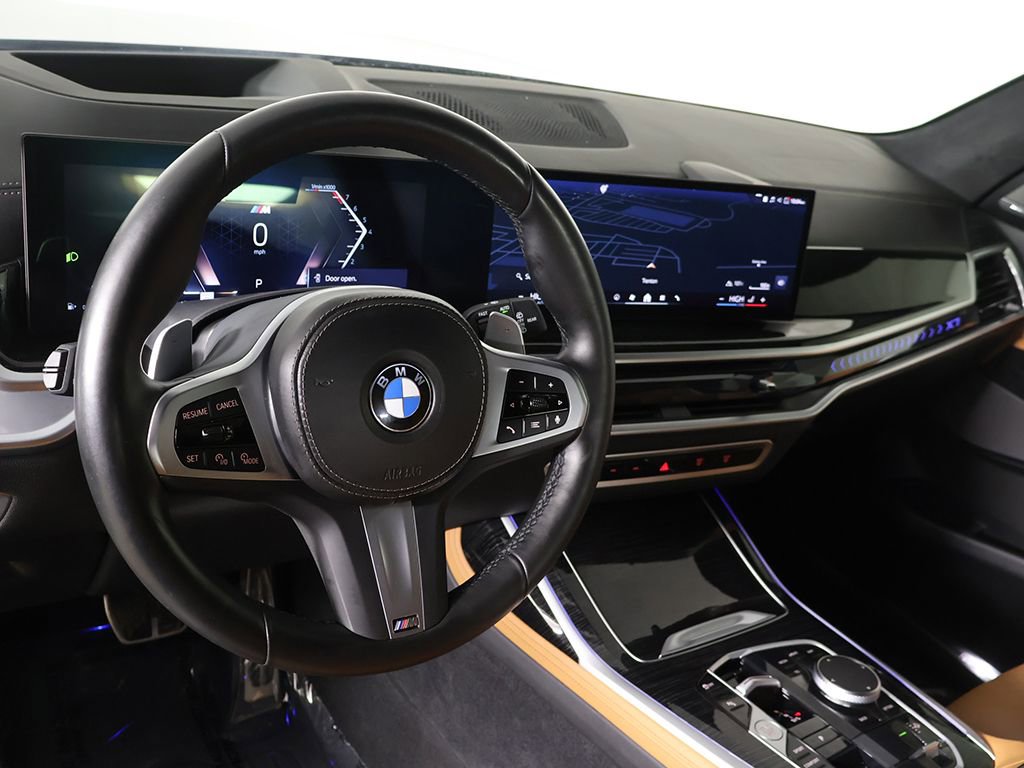 Used 2024 BMW X7 xDrive40i w/ M Sport Package image 30
