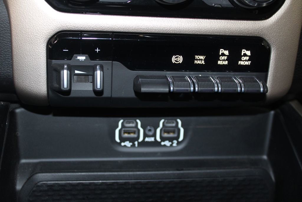 Used 2022 RAM 2500 Laramie image 30