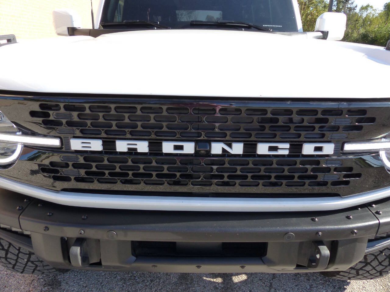 Used 2025 Ford Bronco Outer Banks AWD/4WD image 16