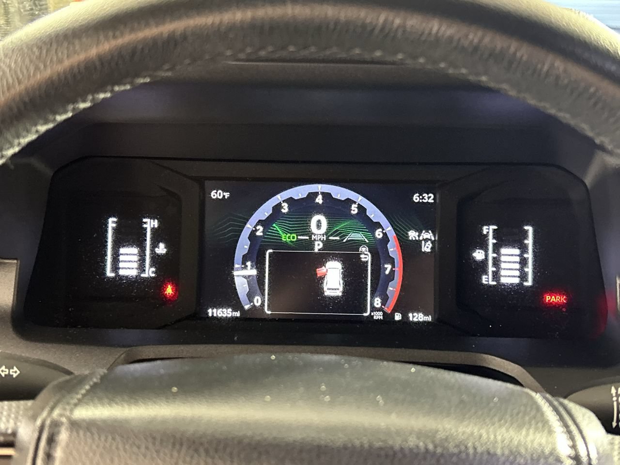 Used 2025 Toyota 4Runner SR5 AWD/4WD image 15