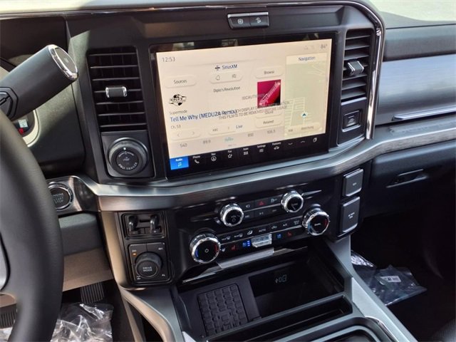 New 2025 Ford F350 Lariat w/ Lariat Ultimate Package image 15