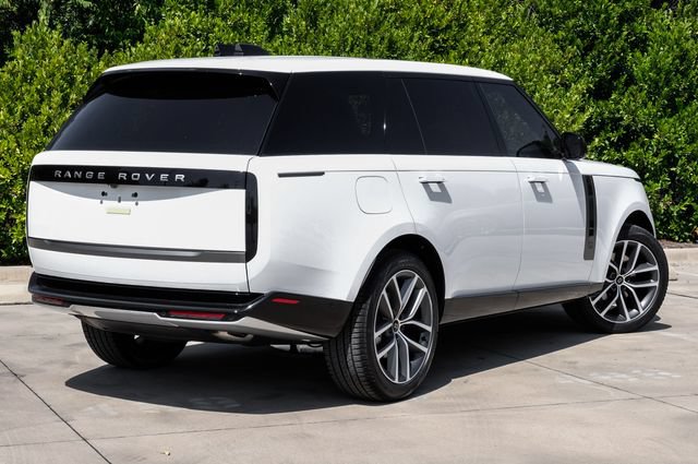New 2027 Land Rover Range Rover Long Wheelbase SE AWD/4WD image 11
