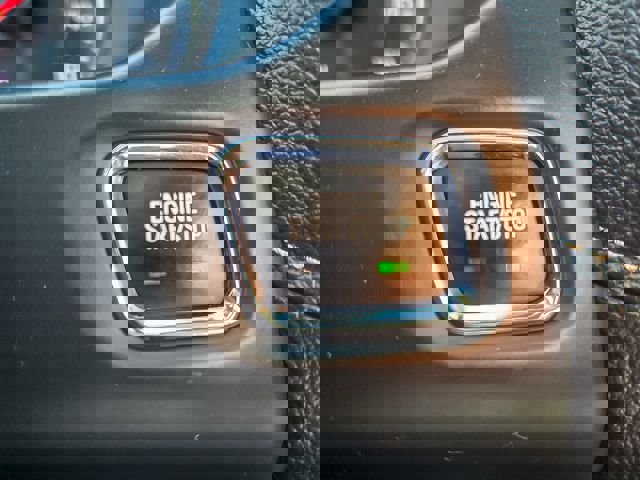 Used 2023 GMC Acadia SLT image 19