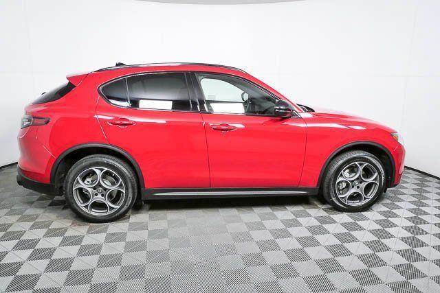 New 2026 Alfa Romeo Stelvio Sprint AWD/4WD image 35