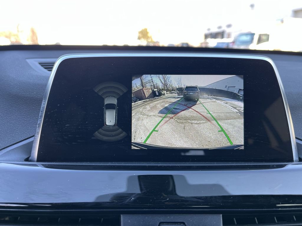 Used 2018 BMW X1 xDrive28i image 17