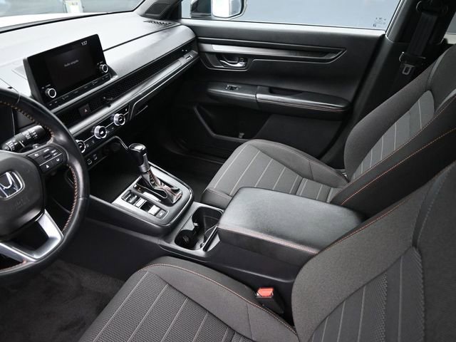 Used 2025 Honda CR-V Sport image 16