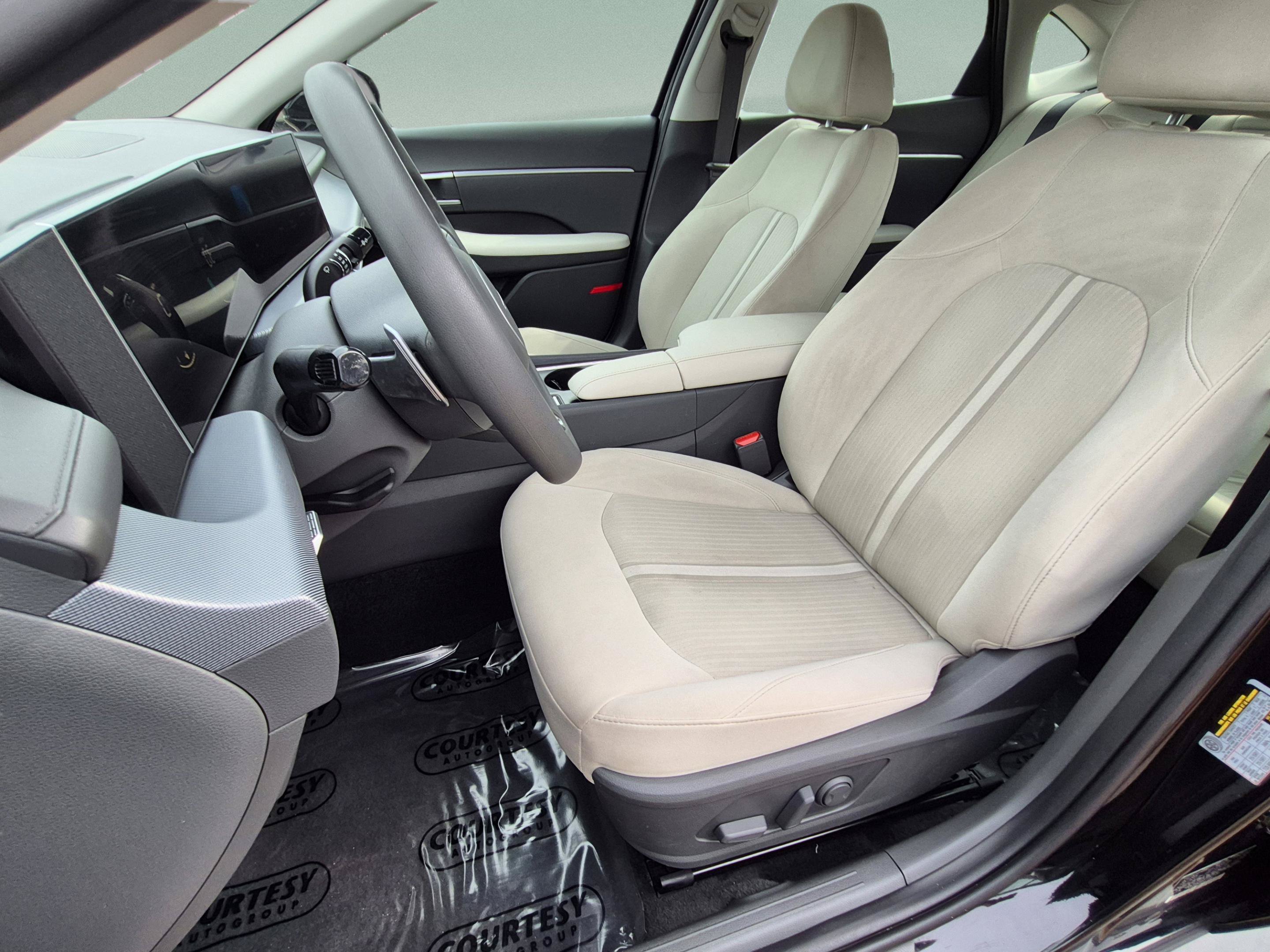 Certified 2025 Hyundai Sonata SEL FWD image 18