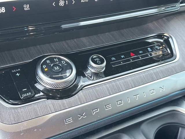 New 2025 Ford Expedition Platinum w/ Platinum Ultimate Package image 34