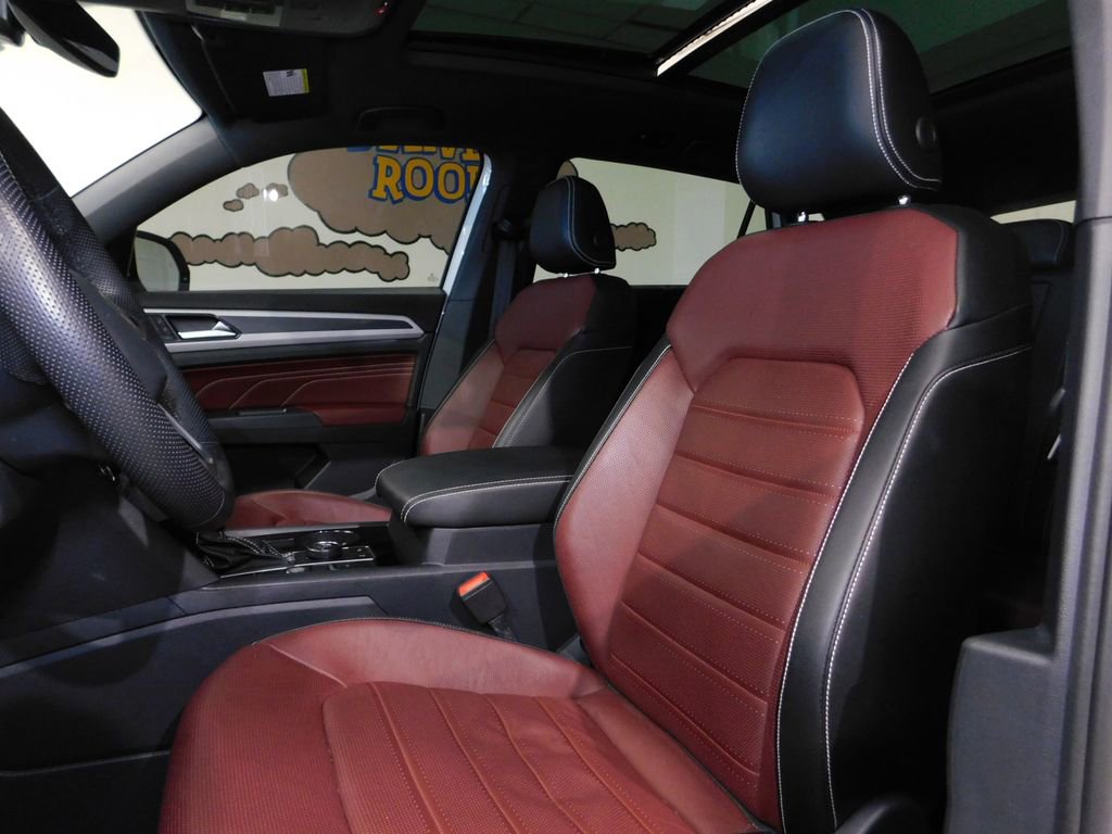 Used 2023 Volkswagen Atlas Cross Sport SEL Premium R-Line image 37